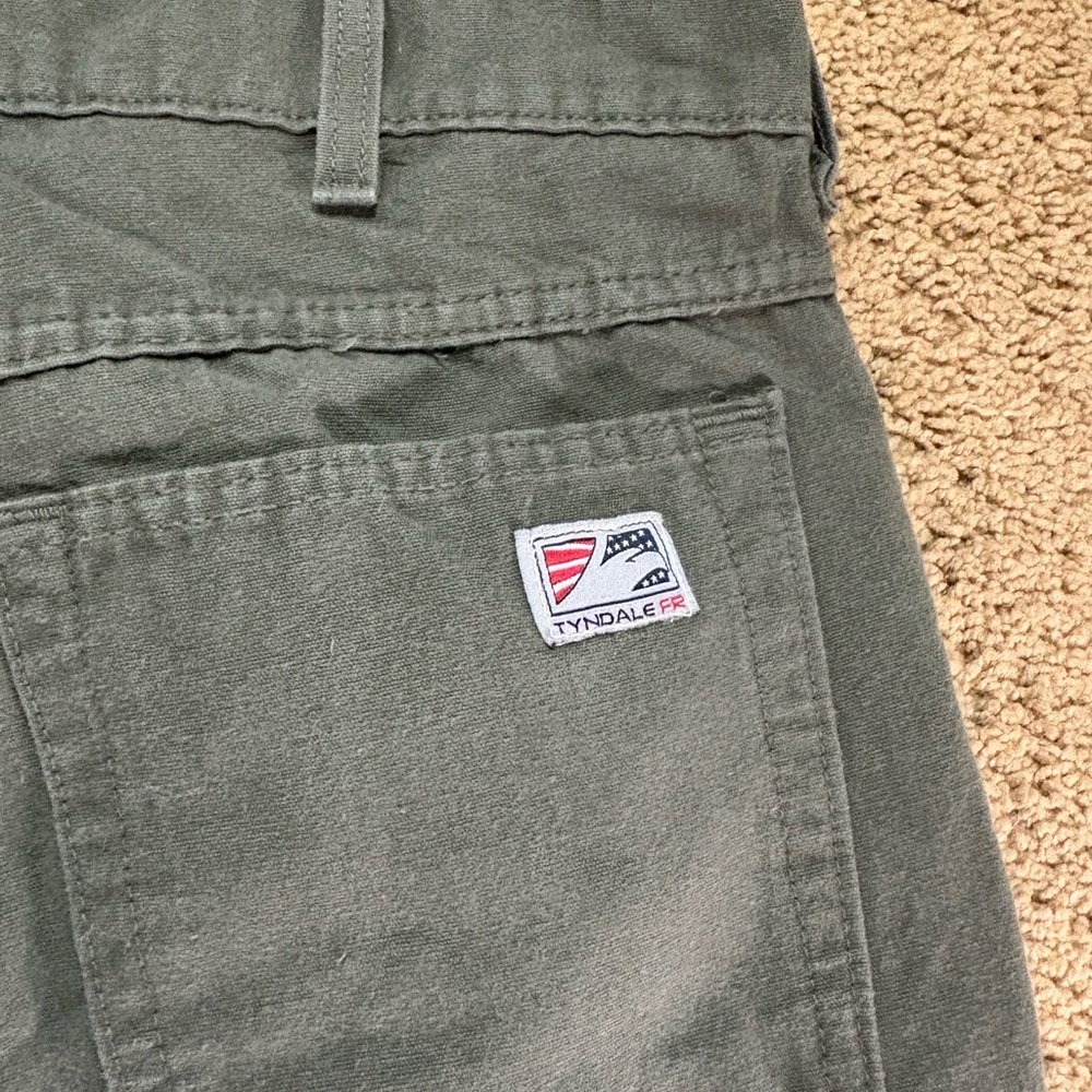 Tyndale Welding Men’s 35x34‎ Green Pants 15 Cal Cat 2 - Picture 11 of 11